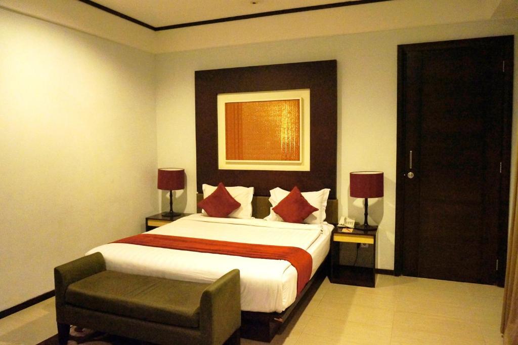 Rumah Nenek Hotel And Restaurant Padang  Rom bilde