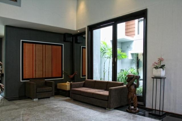 Rumah Nenek Hotel And Restaurant Padang  Eksteriør bilde